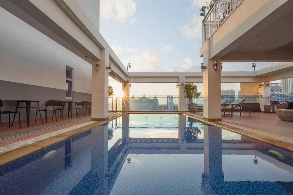 Bazén v ubytování Amana Hotel & Residences nebo v jeho okolí