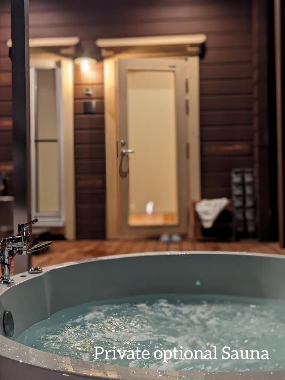 Fotografie z fotogalerie ubytování Log cabin rentals & Finland sauna Step House v destinaci Yamanakako