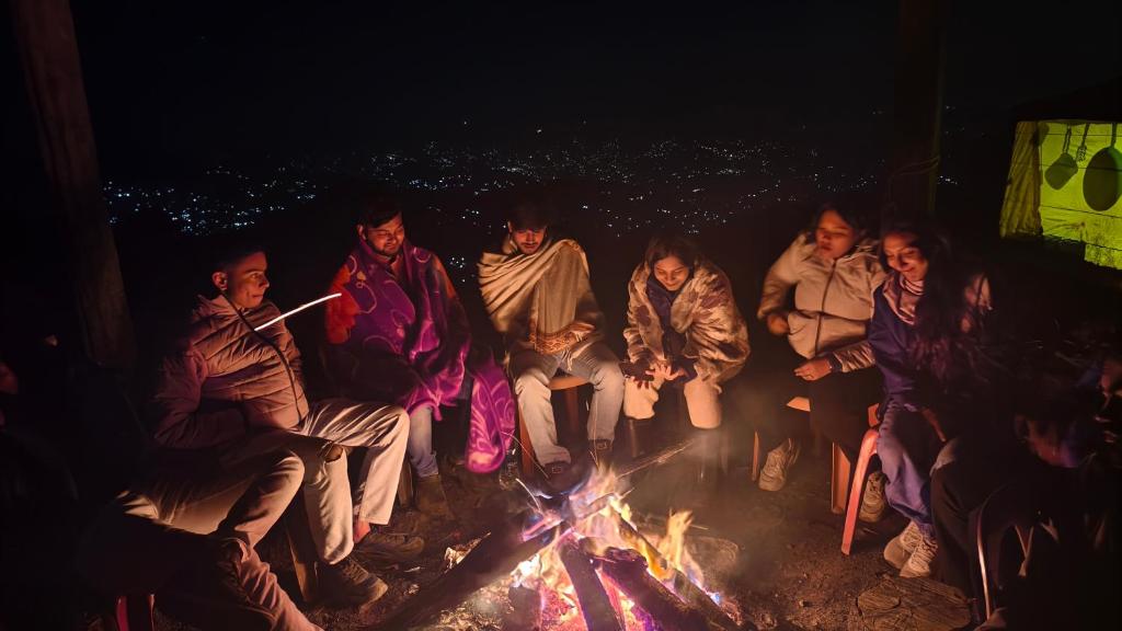 Imagen de la galería de Raghupur adventure camp, en Jibhi