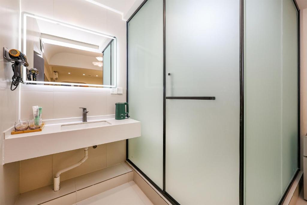 Koupelna v ubytování Baihong Riverview aparment-Chongqing Jiefangbei