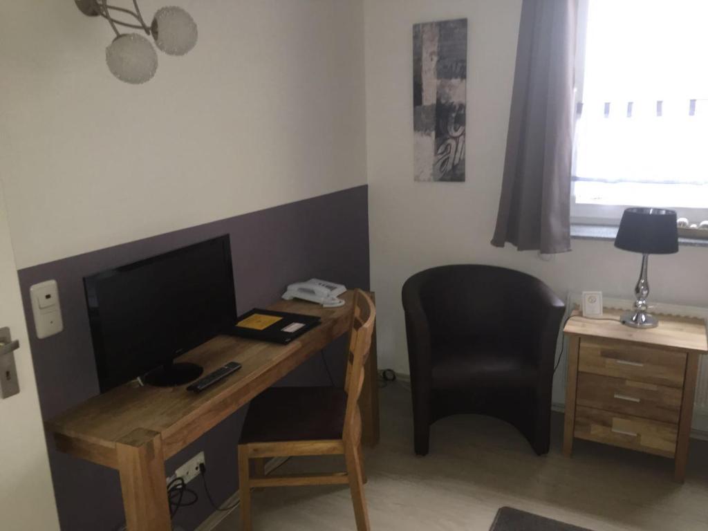 City Hotel Gifhorn - Single Room With Shower