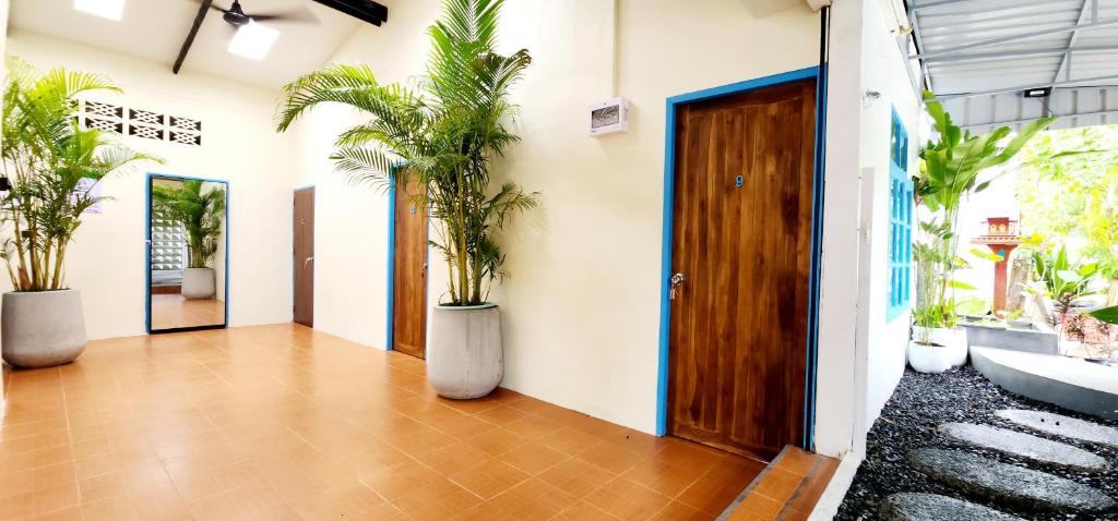 Baan Hinlad Home and Hostel - 15