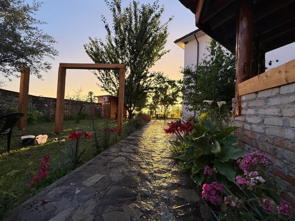Meti Guest House