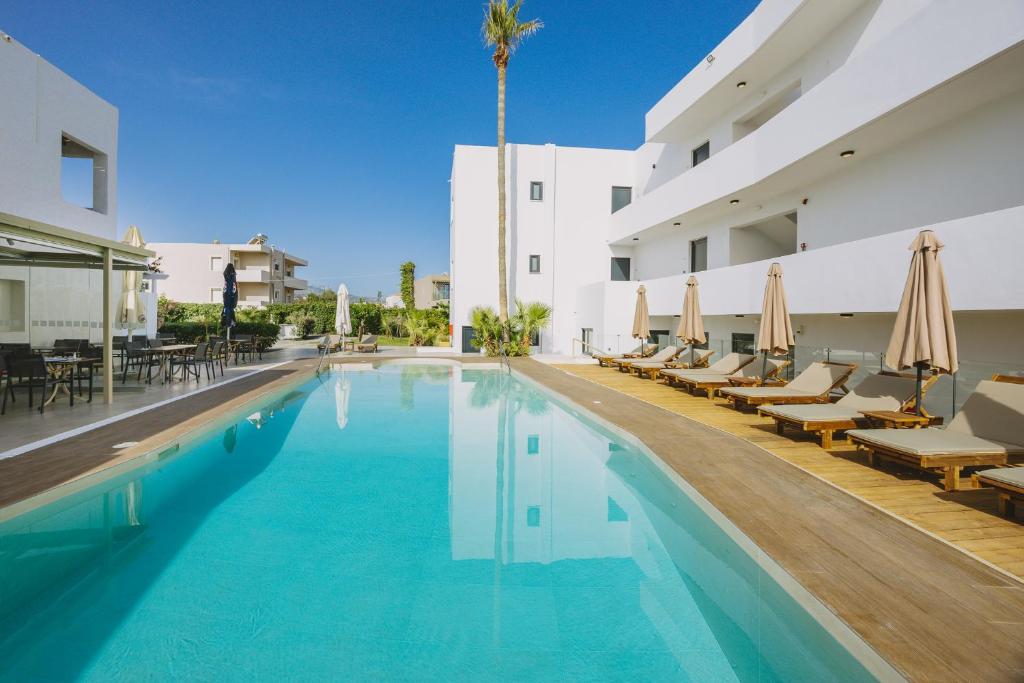 Bazén v ubytování Aegean View Hotel - Adults Only nebo v jeho okolí