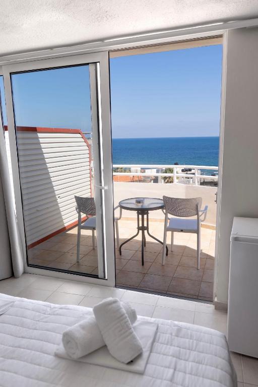 Kumba in Nea Chora - Resim 9