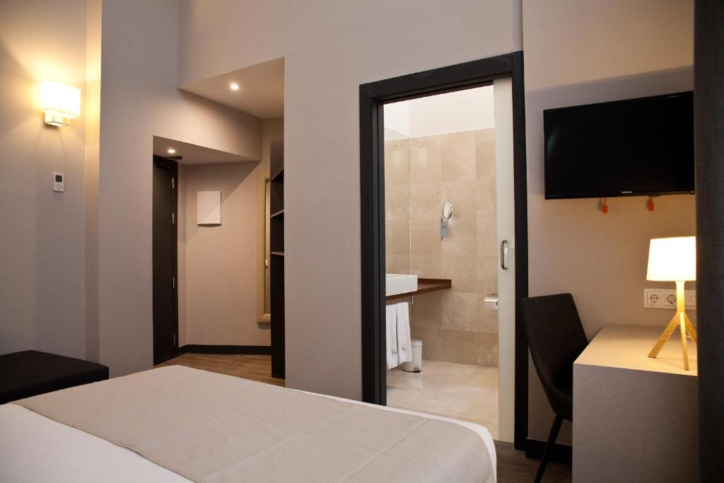 May Ramblas Hotel - Resim 17