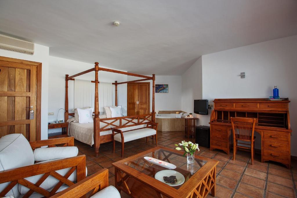 Boutique Hotel El Tio Kiko - Suite Mit Meerblick Und Hydromassage-Badewanne