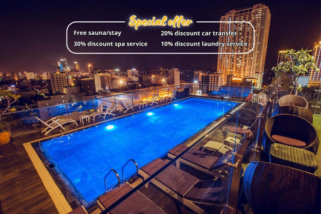 Bazén v ubytování Aria Grand Hotel & Spa nebo v jeho okolí