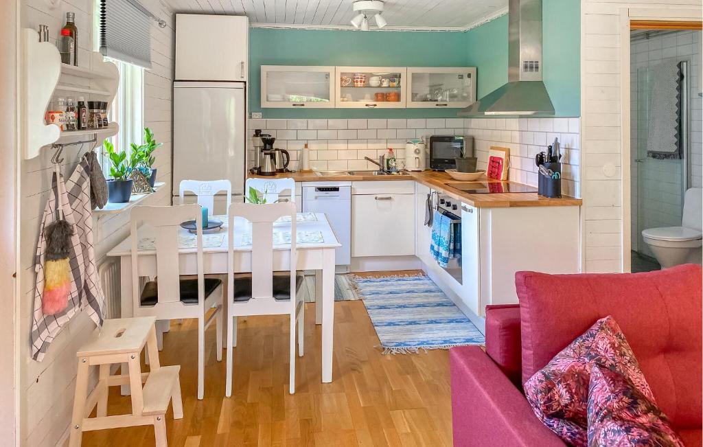 Gorgeous Home In Ryd With Sauna