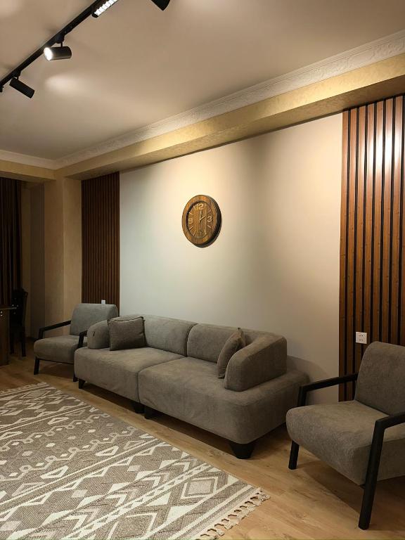 امکانات Modern style apartment on the Haydar Aliyev center - تصویر ۴
