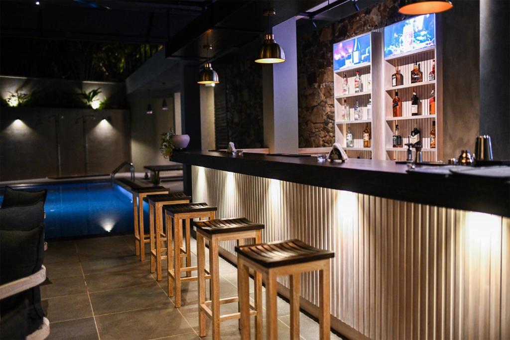 Lounge nebo bar v ubytování Hiriketiya Beach Resort