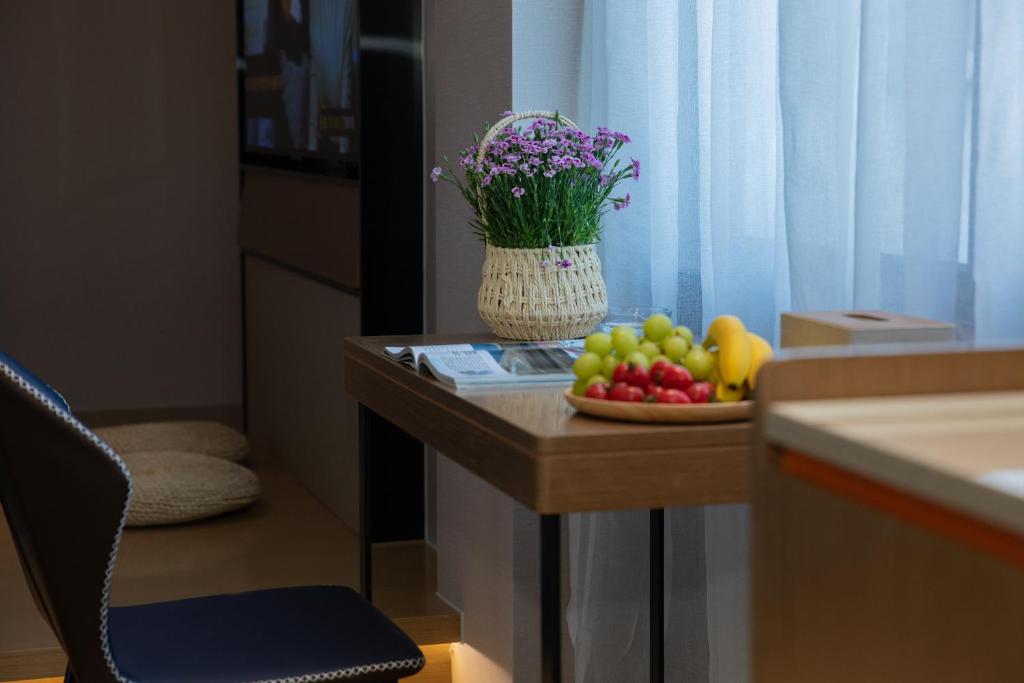 Jídlo v hotelu nebo okolí