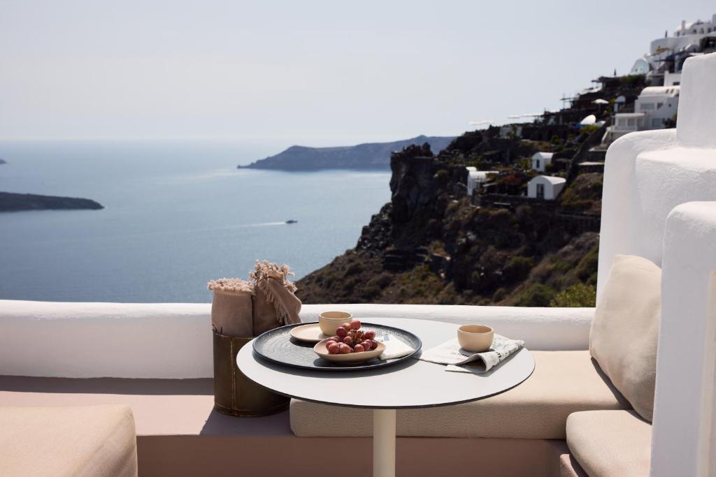 Iconic Santorini, a Boutique Cave Hotel by Sandglass - 18