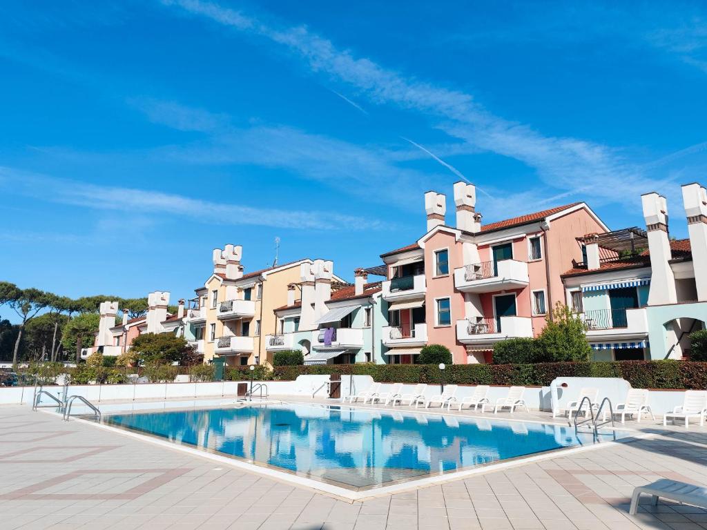 Swimmingpoolen hos eller tæt på Le Briccole