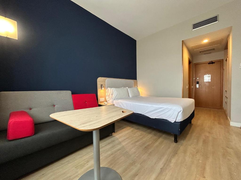 Holiday Inn Express Ciudad de las Ciencias by IHG - Resim 2