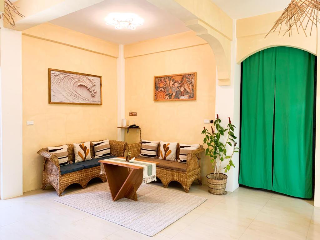 Posezení v ubytování Kalija Homestay
