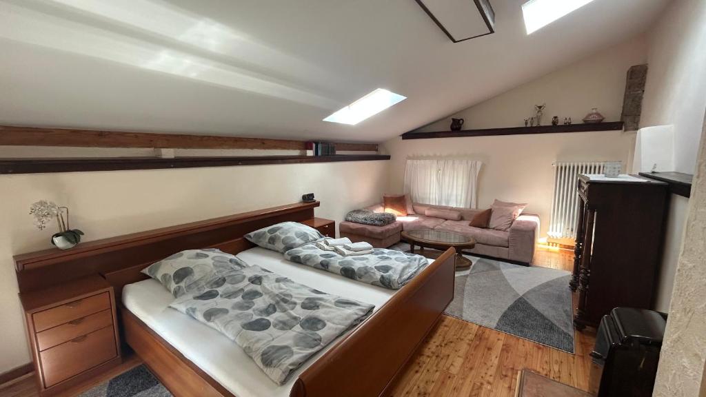 Postel nebo postele na pokoji v ubytování Haus Falkenhof