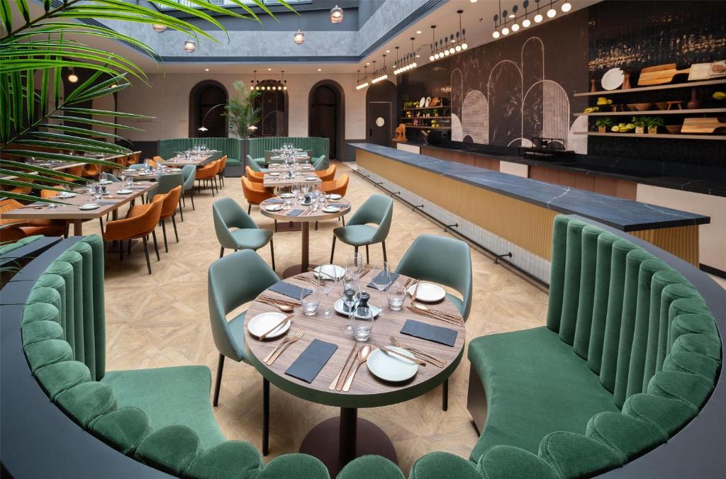 Posezení v ubytování Radisson Collection Hotel, Basilica Budapest