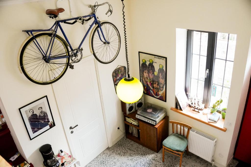 Jízda na kole v ubytování Communa Guesthouse nebo okolí