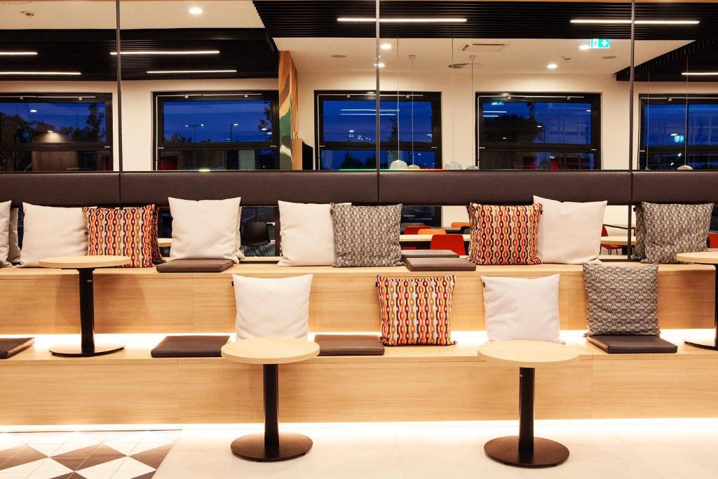 ibis budget Hotel Berlin Airport - Resim 32