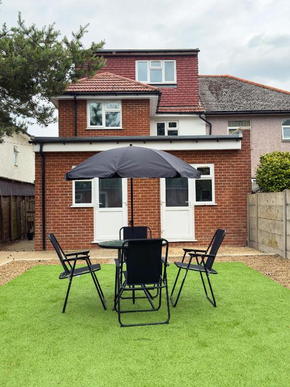 Heathrow Lodge BnB - 小单间 花园景观