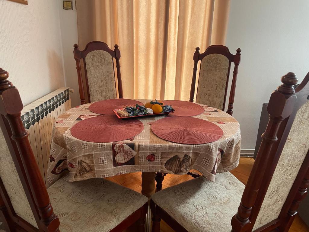 Fotografie z fotogalerie ubytování Apartman 1 v destinaci Krnjača