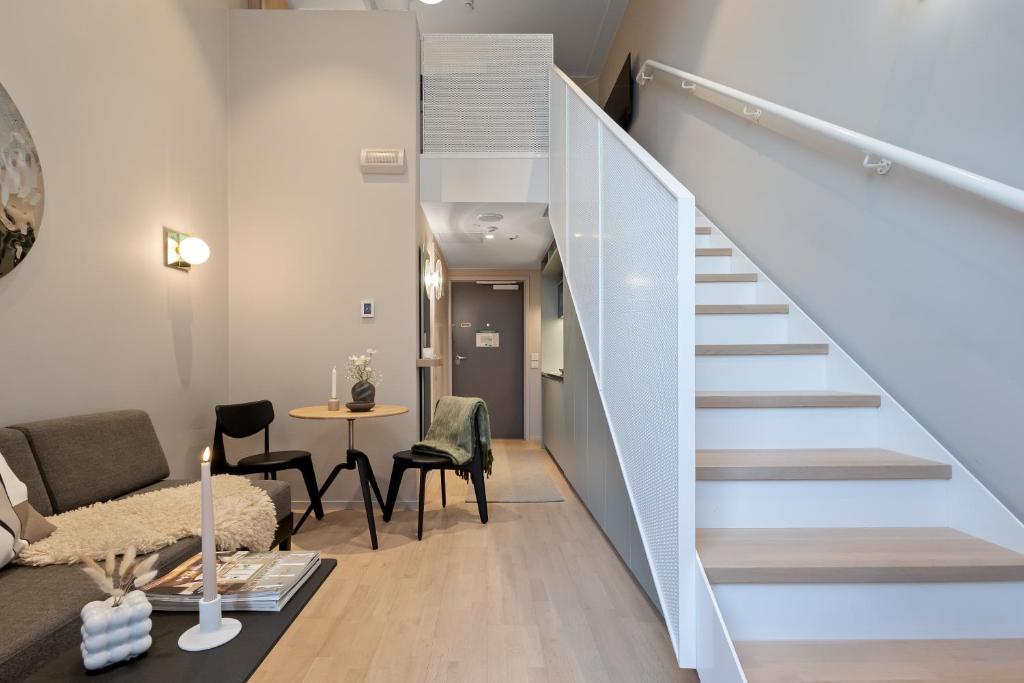 Unity Helsinki - A Studio Hotel的休息区