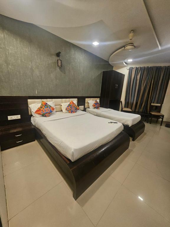 Gallery image of Prime Hotel Addore Palácée - Near Mumbai Airport , Visa Consultant , Jio World Convention Centre BKC in Mumbai