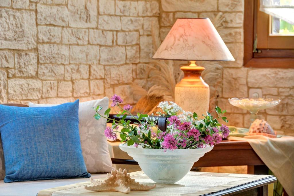 Posezení v ubytování Hotel Agnadi - Horefto