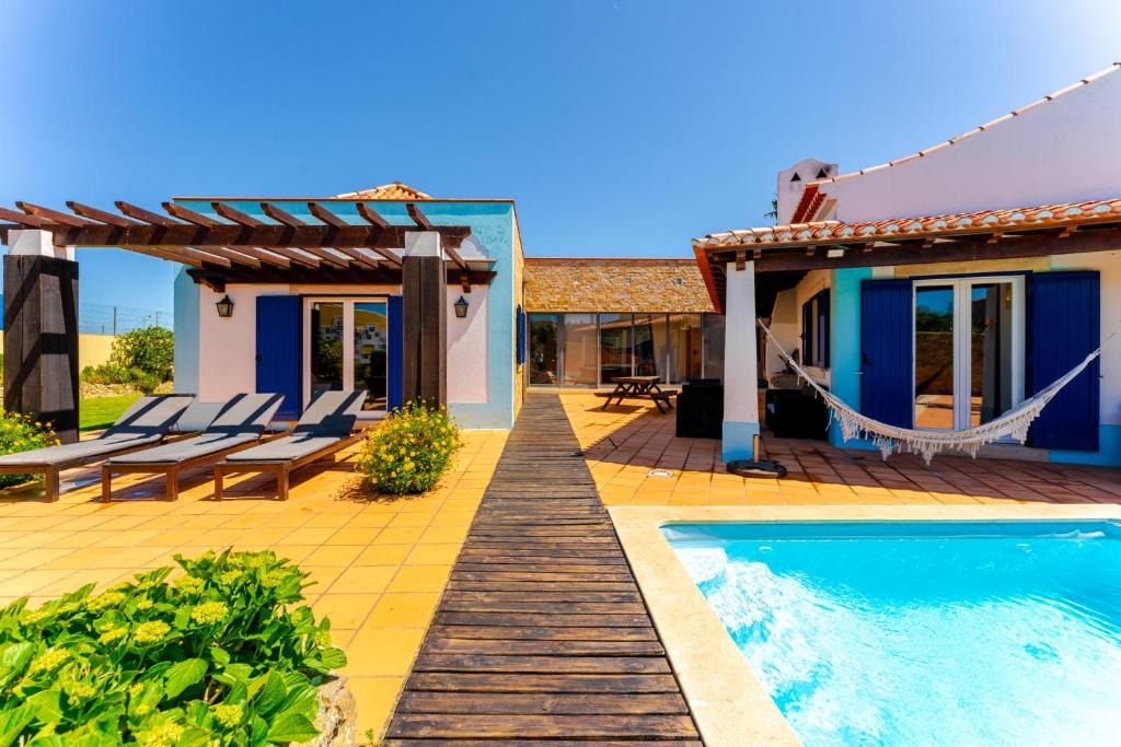Spacious Villa with Private Pool Sintra Ericeira