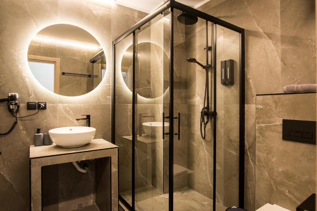 YourCastle Premium Apartments - 8