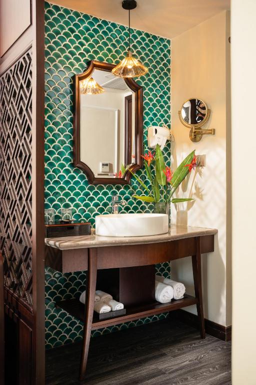 GM Premium Hotel - 4