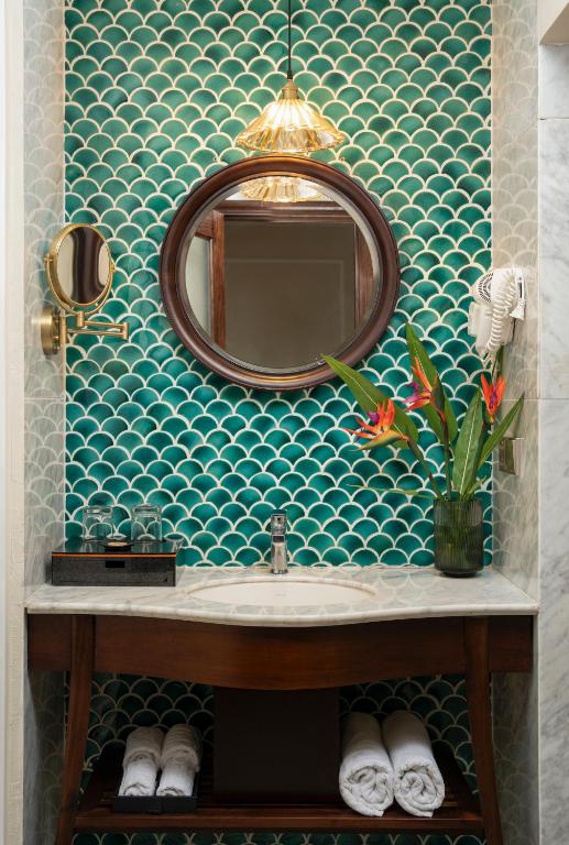 GM Premium Hotel - 12