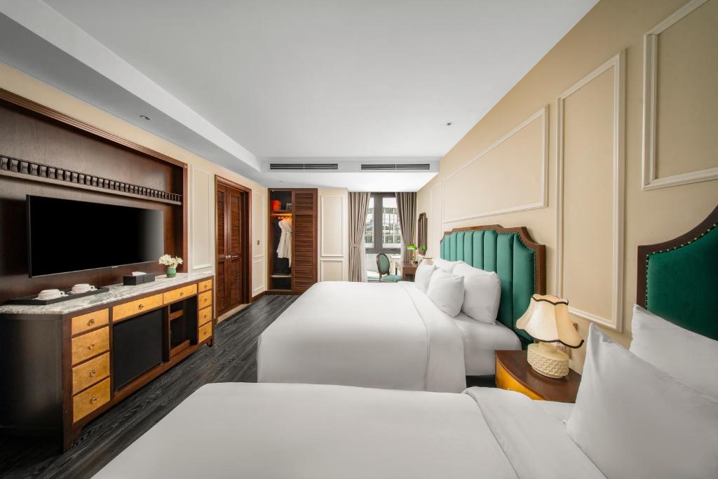 Suite Gia Đình