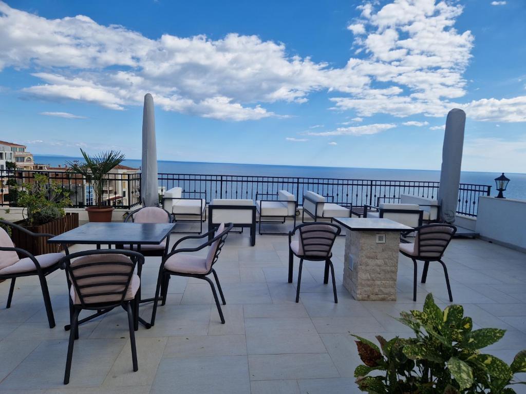 Adriatic Apartments - 17