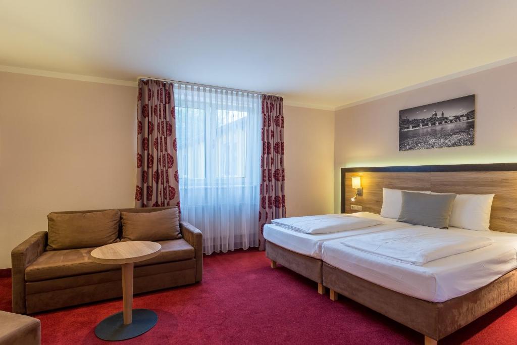 
Superior Room Courtyard View
