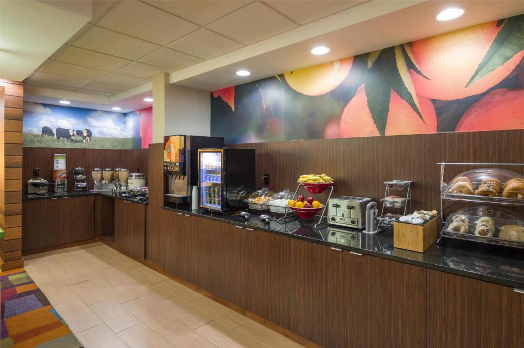 Best Western Allentown Bethlehem Lehigh Valley Inn & Suites photo