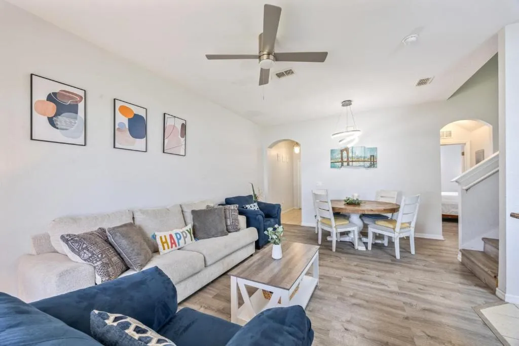 Cozy Stylish Townhome