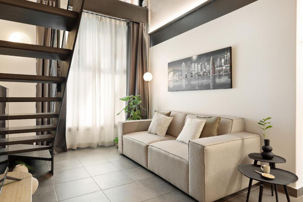 Ola Living MACBA - Duplex Apartment