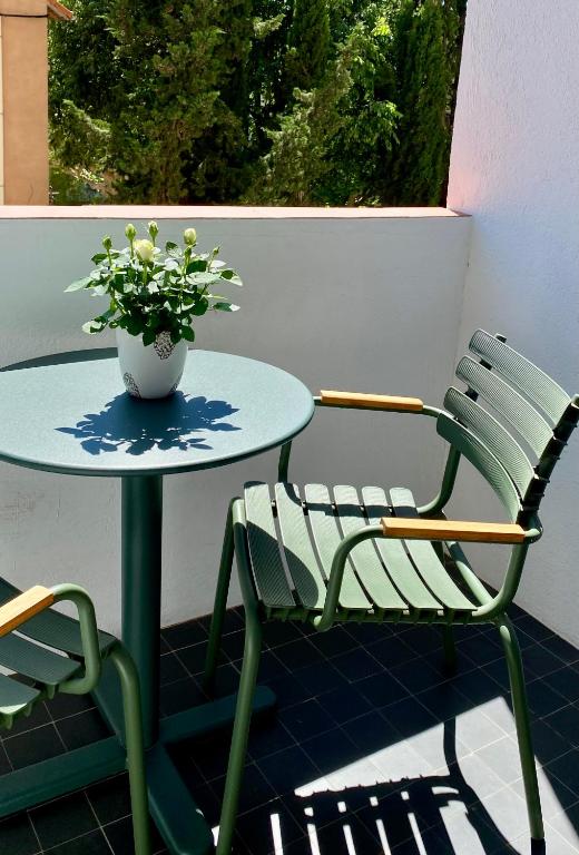 Hôtel Rotonde Aix-en-Provence centre - Resim 4