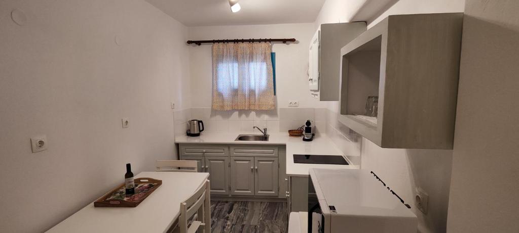 Ragousis Apartments - 18