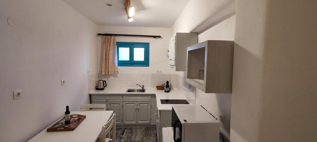 Ragousis Apartments - 17