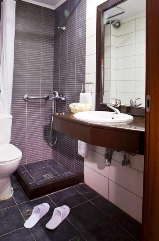 Koupelna v ubytování Lassi Hotel