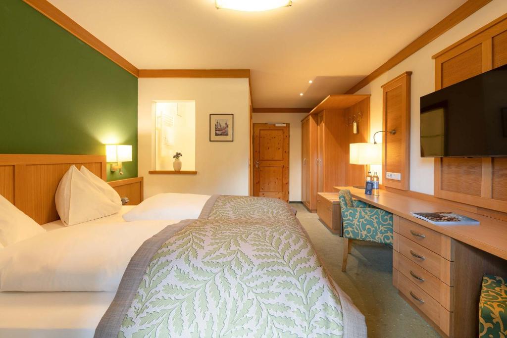 Romantik Hotel Die Gersberg Alm mit Panoramablick auf Salzburg - 5