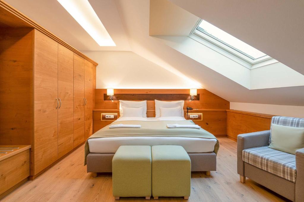 Romantik Hotel Die Gersberg Alm mit Panoramablick auf Salzburg - 16