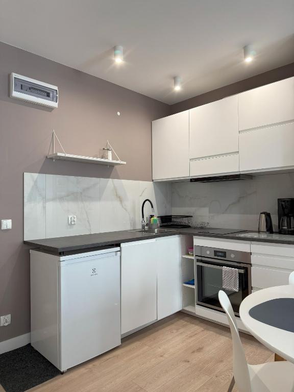 Kuchnia lub aneks kuchenny w obiekcie Apartament Bałtyk - WAP