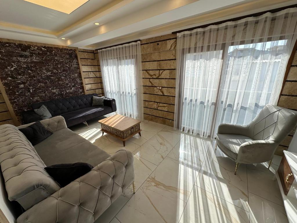 Posezení v ubytování Kuşadası Deniz Tatil Evleri