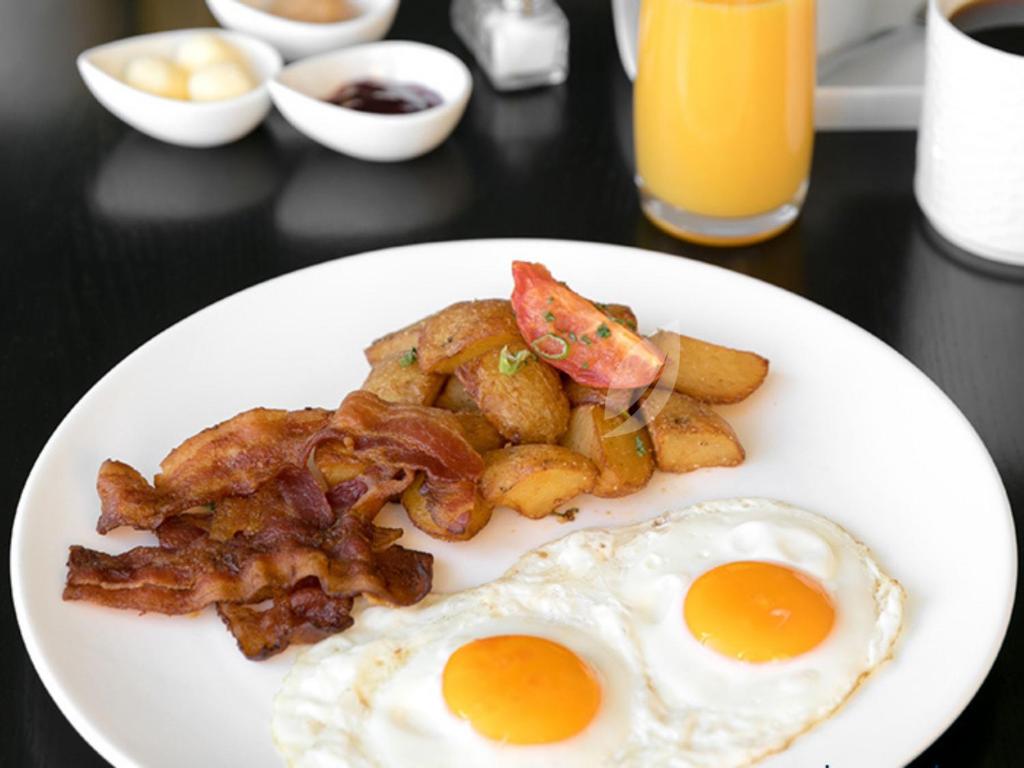 Inn at Laurel Point - Resim 33