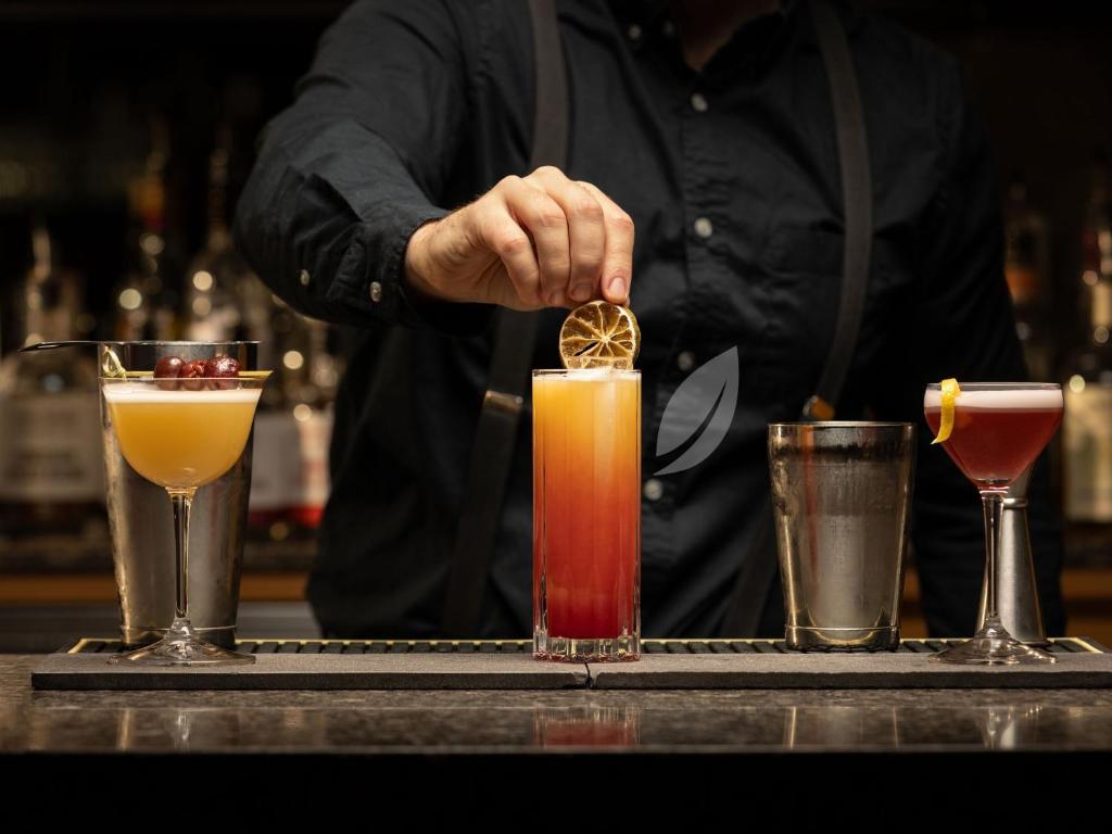 Inn at Laurel Point - Resim 32