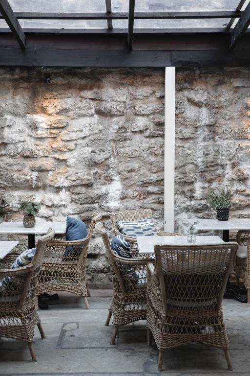 Posezení v ubytování Villa Gutebagge Hotell